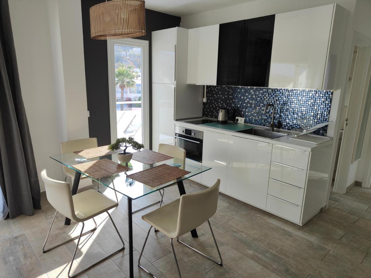 Malibu Park Apartments Sol アデヘ エクステリア 写真