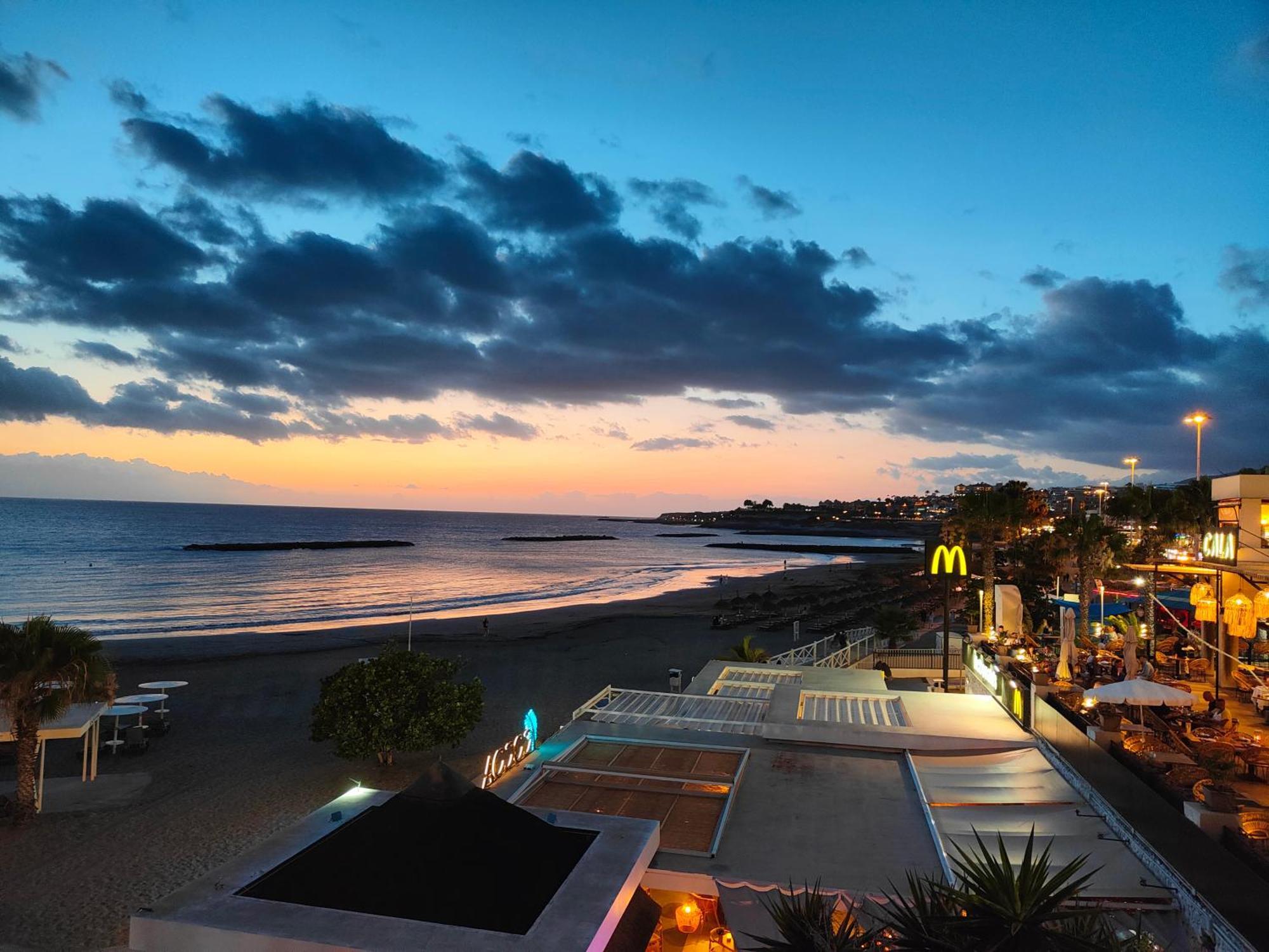 Malibu Park Apartments Sol アデヘ エクステリア 写真